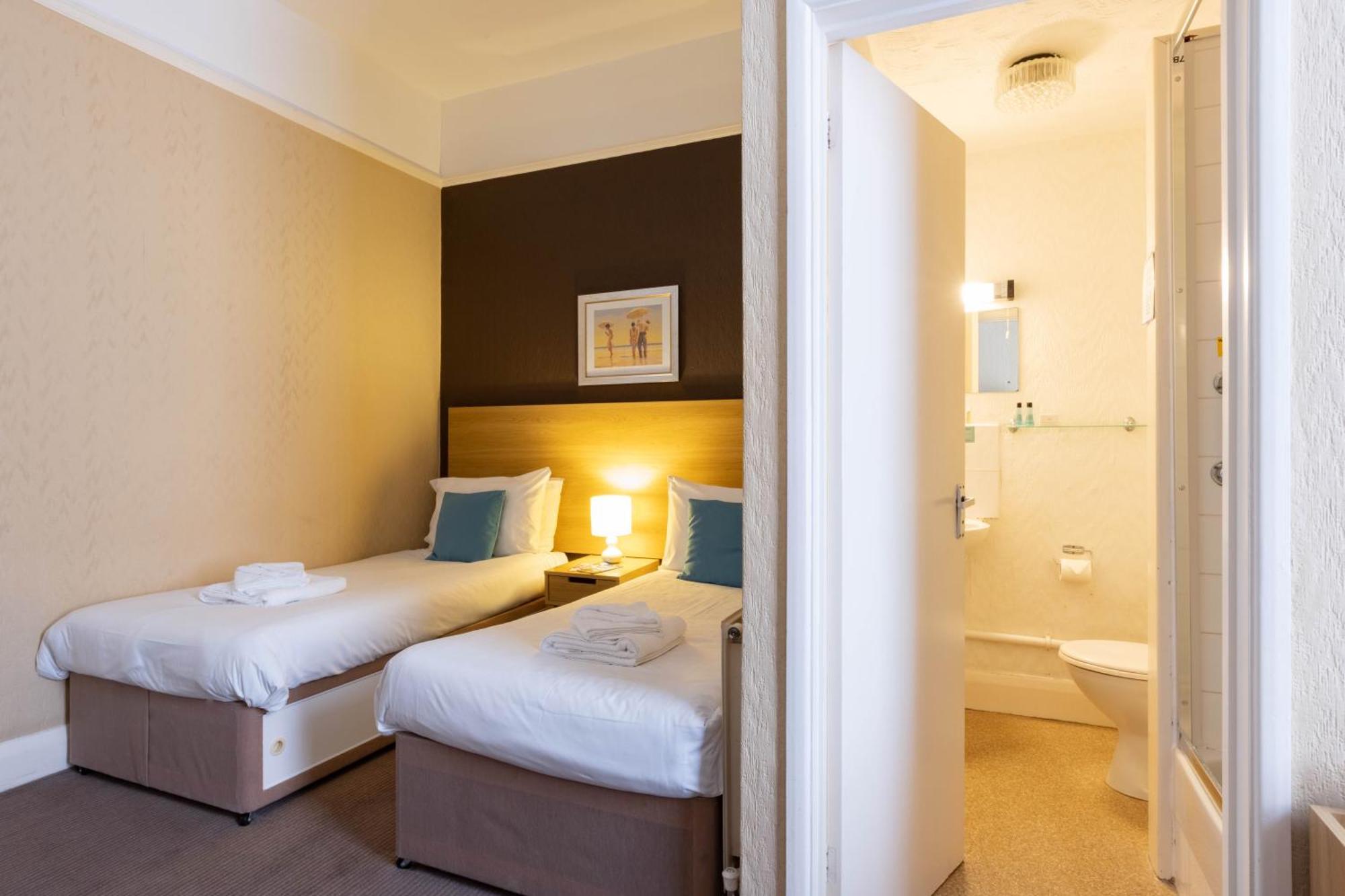 Dilkhusa Grand Hotel By Compass Hospitality Ilfracombe Værelse billede